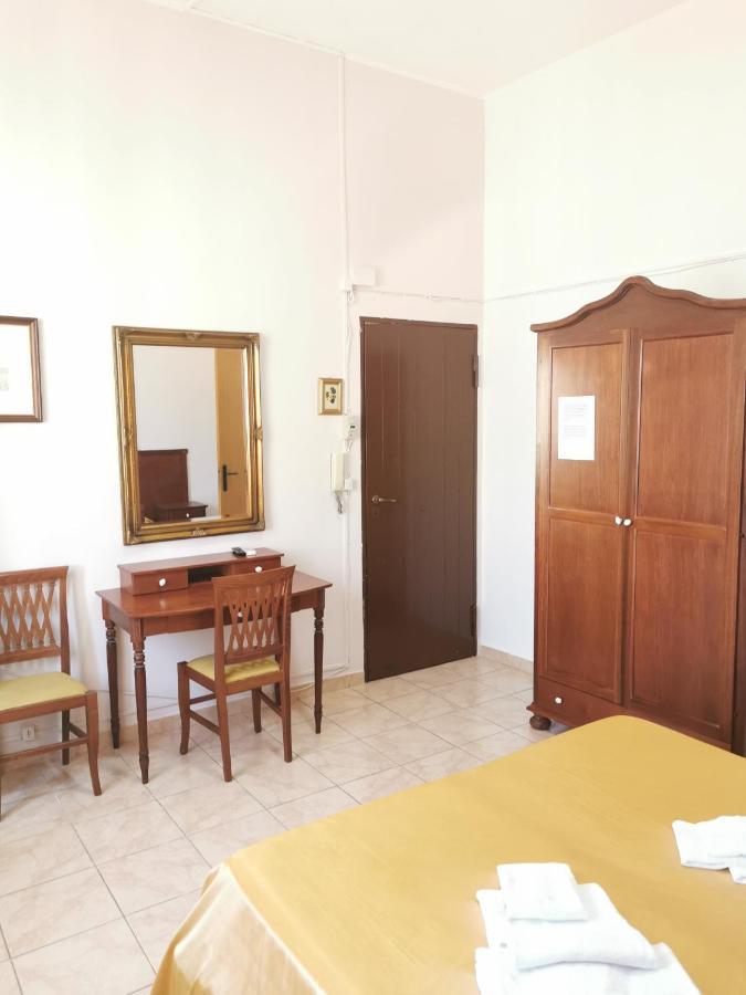 I Cappuccini Rooms คาตาเนีย ภายนอก รูปภาพ