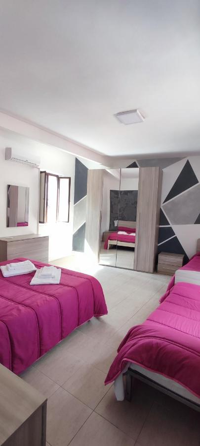 I Cappuccini Rooms คาตาเนีย ภายนอก รูปภาพ