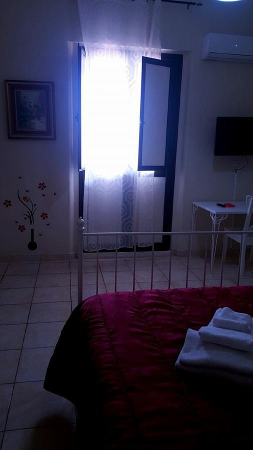 I Cappuccini Rooms คาตาเนีย ภายนอก รูปภาพ